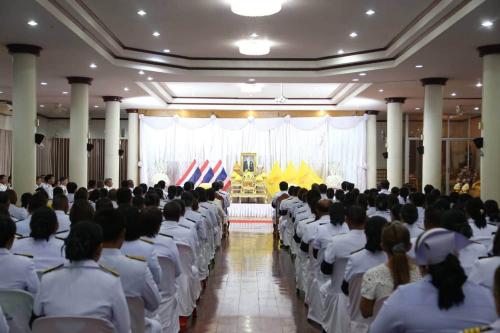 พช.วิเชียรบุรี ร่วมพิธีเจริญพระพุทธมนต์และทำบุญตักบาตรถวายเป็นพระราชกุศล ในกิจกรรมเฉลิมพระเกียรติพระบาทสมเด็จพระเจ้าอยู่หัว เนื่องในโอกาสวันเฉลิมพระชนมพรรษา 28 กรกฎาคม 2569